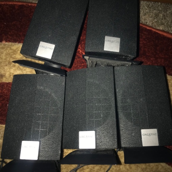 Creative Inspire 5.1 5200 Surround Computer Speakers 5-piece - Picture 2 of 4